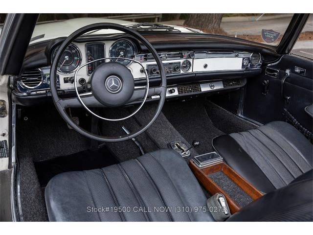 1967 Mercedes-Benz 250SL (CC-2084066) for sale in Beverly Hills, California