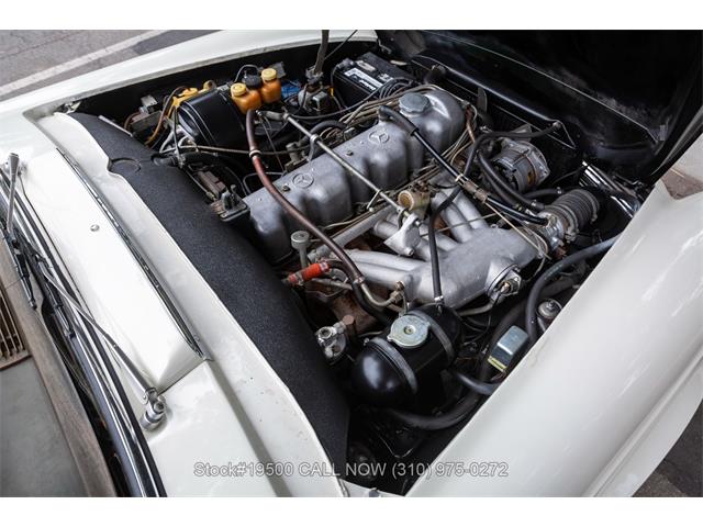 1967 Mercedes-Benz 250SL (CC-2084066) for sale in Beverly Hills, California