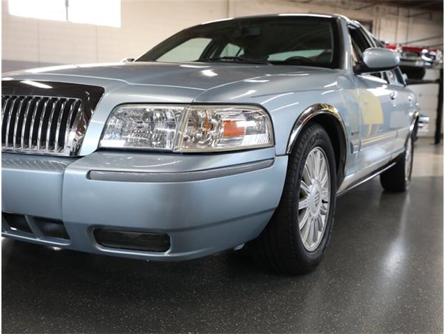 2009 Mercury Grand Marquis LS (CC-2084237) for sale in Addison, Illinois