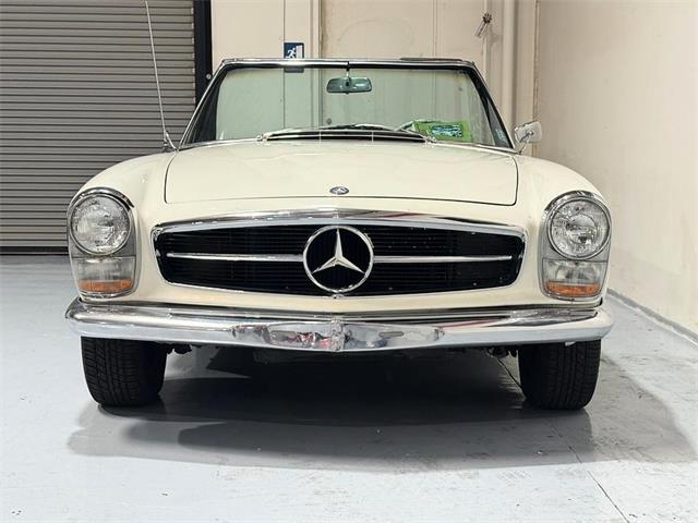 1966 Mercedes-Benz 230SL (CC-2084256) for sale in Palm Desert , California