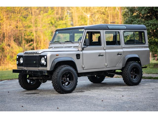 1992 Land Rover Defender 110 (CC-2084303) for sale in Portland, Oregon