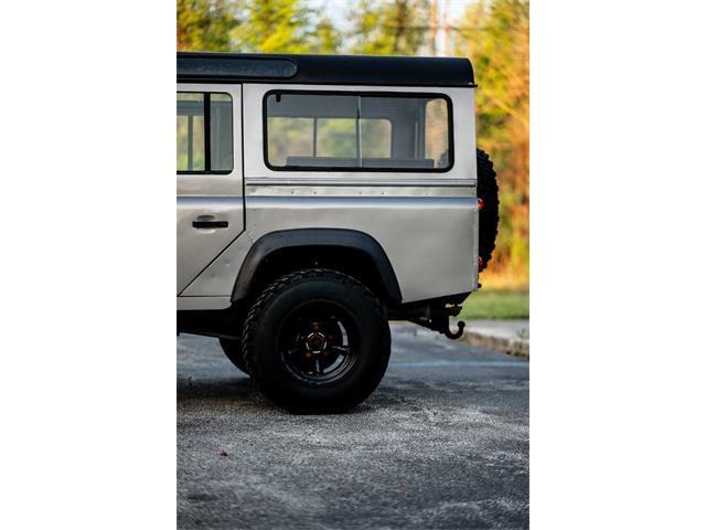 1992 Land Rover Defender 110 (CC-2084303) for sale in Portland, Oregon