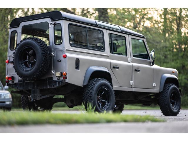 1992 Land Rover Defender 110 (CC-2084303) for sale in Portland, Oregon