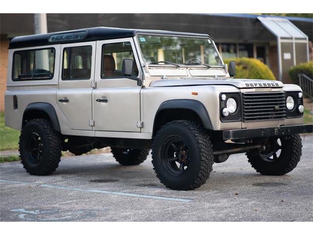 1992 Land Rover Defender 110 (CC-2084303) for sale in Portland, Oregon
