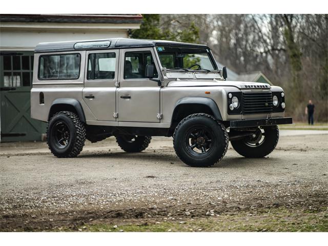 1992 Land Rover Defender 110 (CC-2084303) for sale in Portland, Oregon