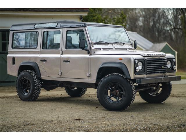 1992 Land Rover Defender 110 (CC-2084303) for sale in Portland, Oregon