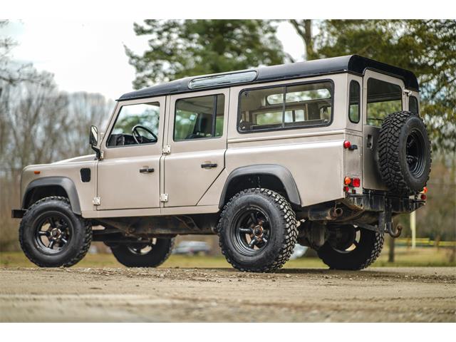1992 Land Rover Defender 110 (CC-2084303) for sale in Portland, Oregon