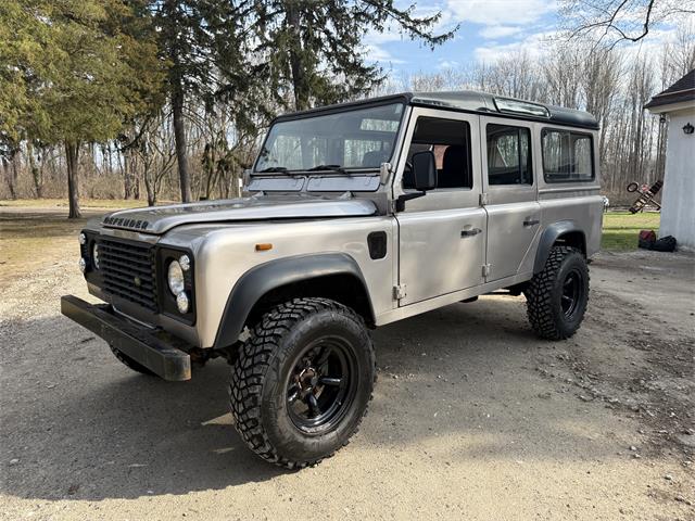 1992 Land Rover Defender 110 (CC-2084303) for sale in Portland, Oregon
