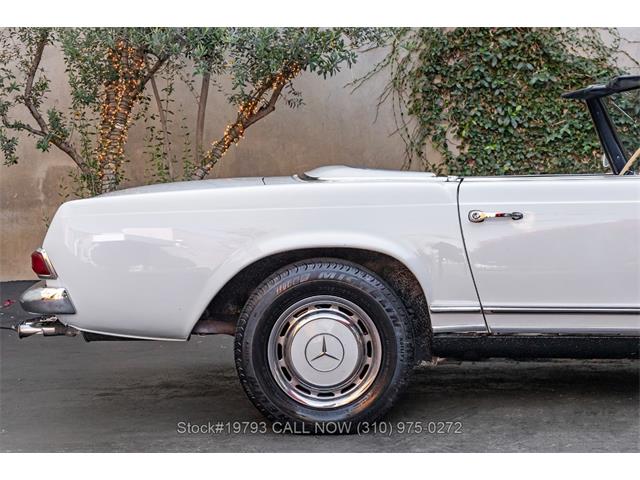 1966 Mercedes-Benz 230SL (CC-2080444) for sale in Beverly Hills, California