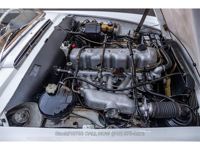 1966 Mercedes-Benz 230SL (CC-2080444) for sale in Beverly Hills, California