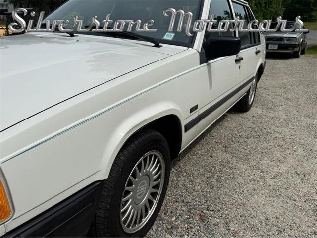 1994 Volvo 940 (CC-2084504) for sale in North Andover, Massachusetts