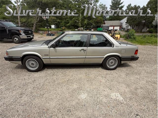 1990 Volvo 780 (CC-2084505) for sale in North Andover, Massachusetts