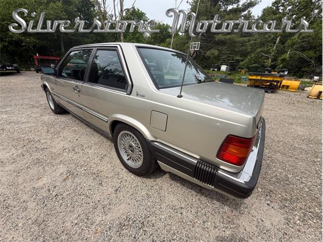 1990 Volvo 780 (CC-2084505) for sale in North Andover, Massachusetts