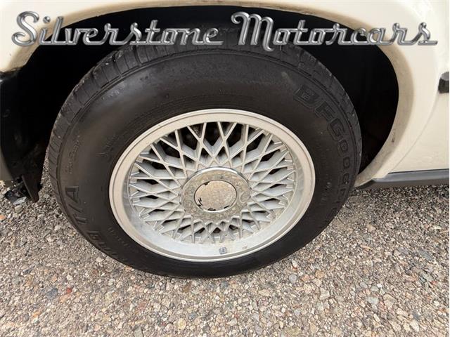 1989 Volvo 780 (CC-2084506) for sale in North Andover, Massachusetts