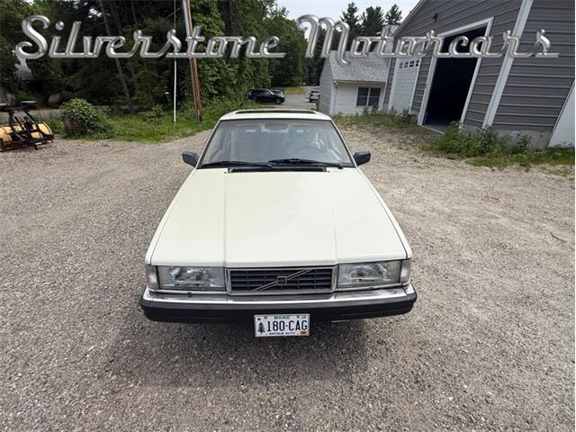 1989 Volvo 780 (CC-2084506) for sale in North Andover, Massachusetts