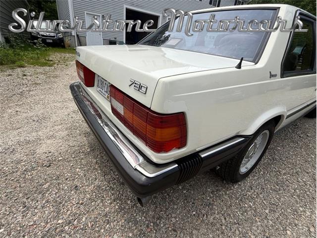 1989 Volvo 780 (CC-2084506) for sale in North Andover, Massachusetts