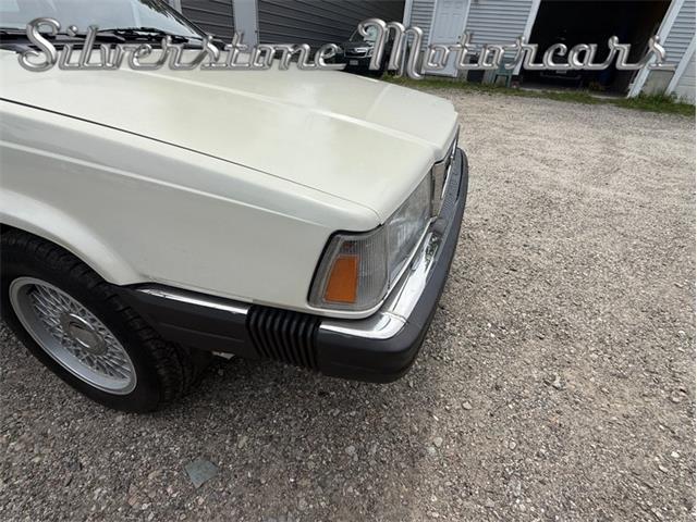 1989 Volvo 780 (CC-2084506) for sale in North Andover, Massachusetts