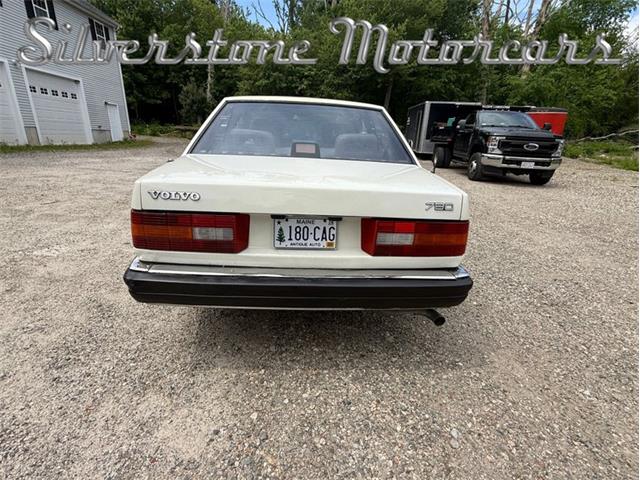 1989 Volvo 780 (CC-2084506) for sale in North Andover, Massachusetts