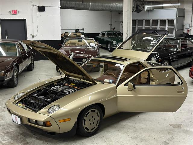 1982 Porsche 928 (CC-2084550) for sale in Huntington Station, New York
