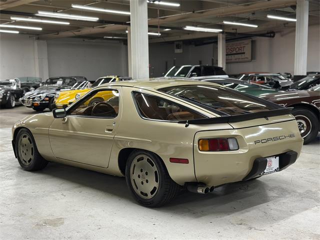 1982 Porsche 928 (CC-2084550) for sale in Huntington Station, New York