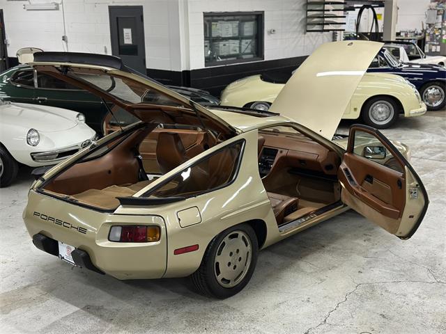 1982 Porsche 928 (CC-2084550) for sale in Huntington Station, New York