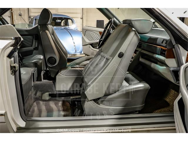 1991 Mercedes-Benz 560 (CC-2084761) for sale in Grand Rapids, Michigan
