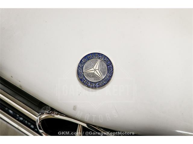 1991 Mercedes-Benz 560 (CC-2084761) for sale in Grand Rapids, Michigan