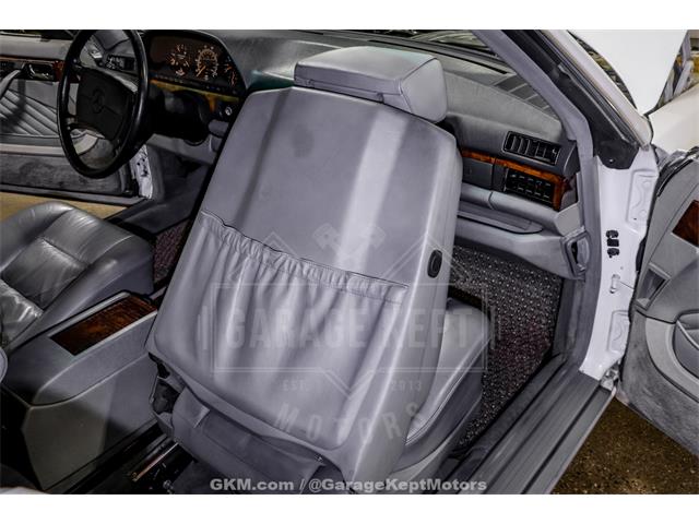 1991 Mercedes-Benz 560 (CC-2084761) for sale in Grand Rapids, Michigan