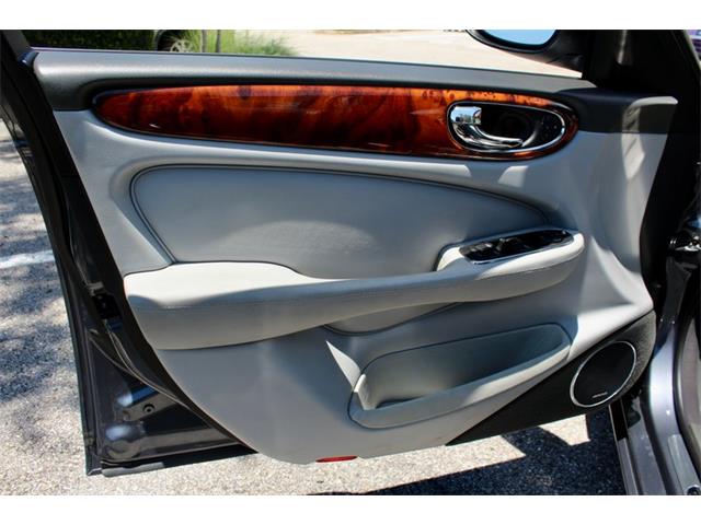 2004 Jaguar XJR (CC-2084802) for sale in Sarasota, Florida