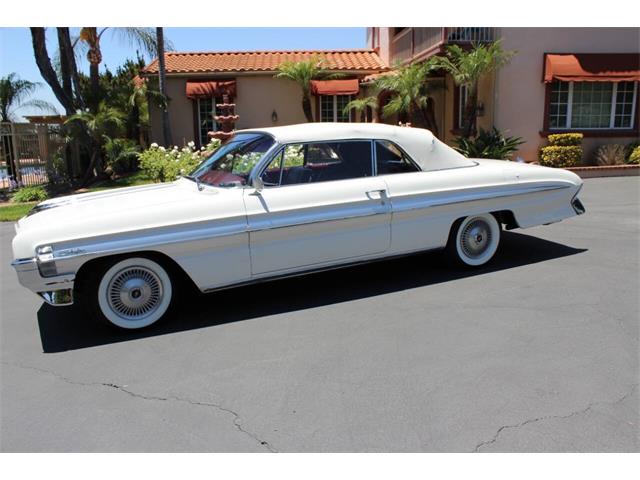 1961 Oldsmobile Starfire (CC-2084832) for sale in La Verne, California