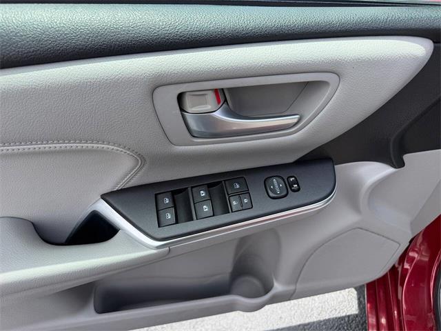 2015 Toyota Camry (CC-2084865) for sale in Edison, New Jersey