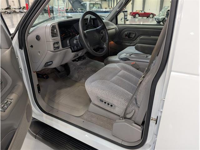 1996 GMC Suburban (CC-2085056) for sale in Greensboro, North Carolina