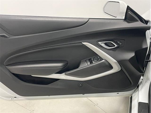 2019 Chevrolet Camaro (CC-2085409) for sale in Depew, New York