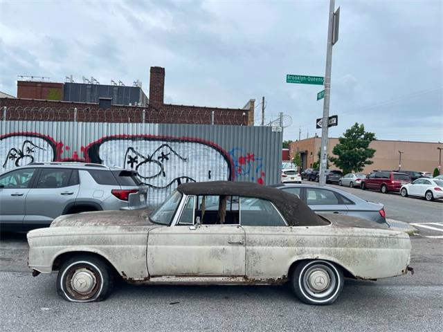 1967 Mercedes-Benz 250SE (CC-2085457) for sale in Astoria, New York