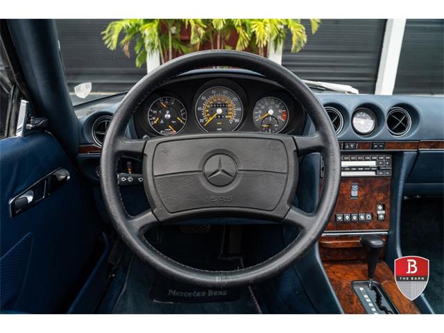 1988 Mercedes-Benz 560 (CC-2085505) for sale in Miami, Florida