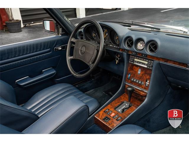 1988 Mercedes-Benz 560 (CC-2085505) for sale in Miami, Florida