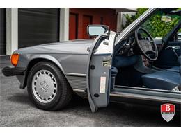 1988 Mercedes-Benz 560 (CC-2085505) for sale in Miami, Florida