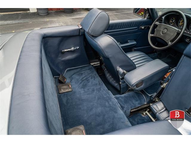 1988 Mercedes-Benz 560 (CC-2085505) for sale in Miami, Florida