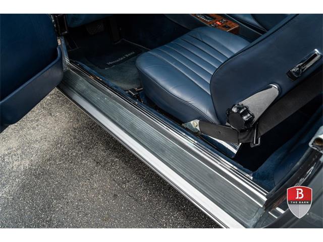 1988 Mercedes-Benz 560 (CC-2085505) for sale in Miami, Florida