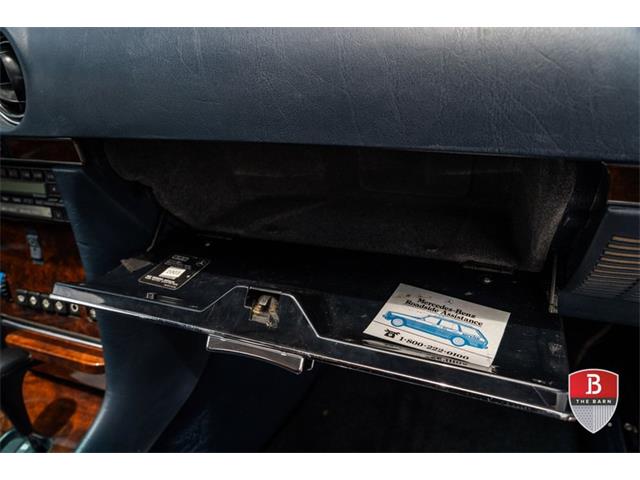 1988 Mercedes-Benz 560 (CC-2085505) for sale in Miami, Florida