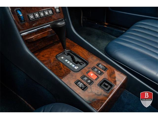 1988 Mercedes-Benz 560 (CC-2085505) for sale in Miami, Florida