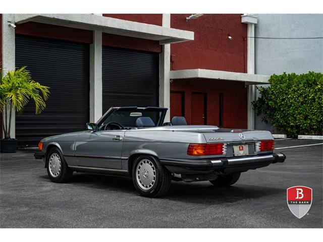 1988 Mercedes-Benz 560 (CC-2085505) for sale in Miami, Florida