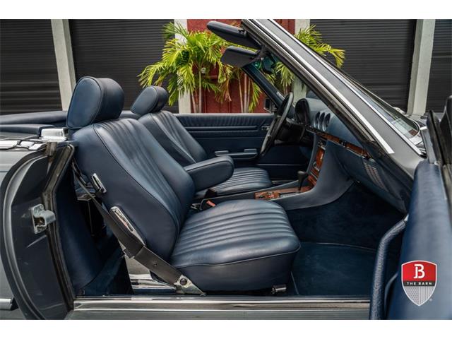 1988 Mercedes-Benz 560 (CC-2085505) for sale in Miami, Florida