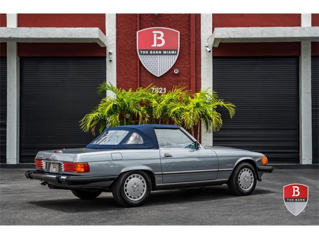 1988 Mercedes-Benz 560 (CC-2085505) for sale in Miami, Florida