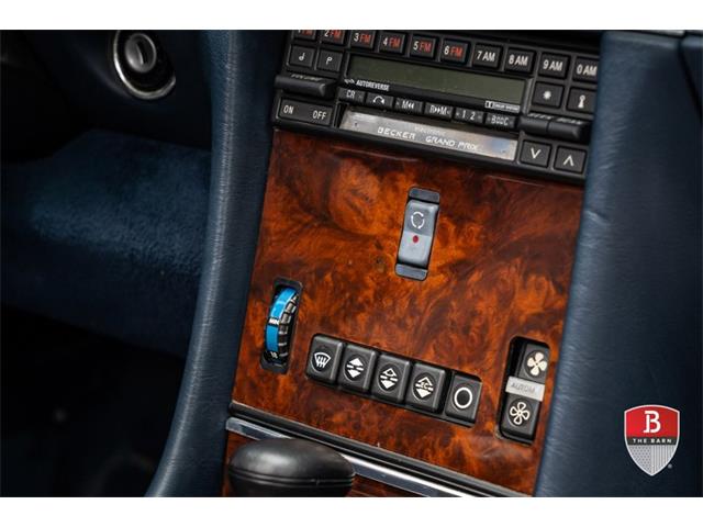 1988 Mercedes-Benz 560 (CC-2085505) for sale in Miami, Florida