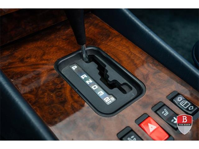 1988 Mercedes-Benz 560 (CC-2085505) for sale in Miami, Florida
