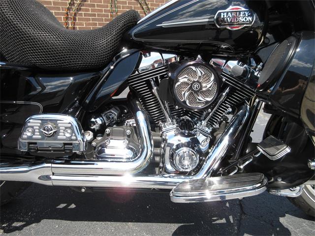 2010 Harley-Davidson FLHTCU (CC-2085576) for sale in Sterling, Illinois