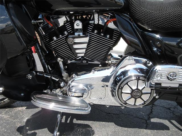 2010 Harley-Davidson FLHTCU (CC-2085576) for sale in Sterling, Illinois
