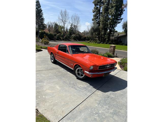 1965 Ford Mustang Fastback (CC-2085601) for sale in Fresno, California