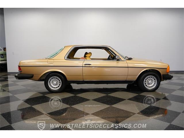 1983 Mercedes-Benz 300CD (CC-2085613) for sale in Concord, North Carolina